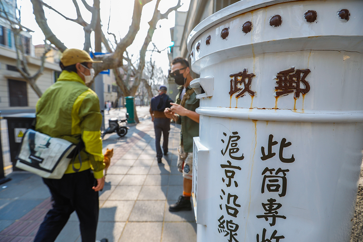 上海操字路面成网红打卡点，现象背后的文化解读