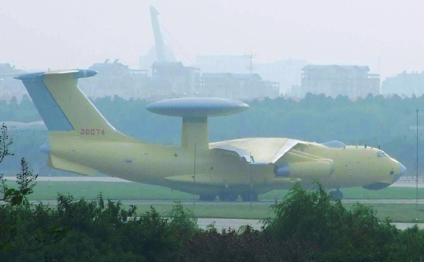 空警五百预警机图片，空中力量的锐利之眼展示