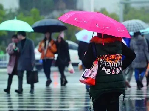 浙江面临冷空气来袭，气温骤降在即