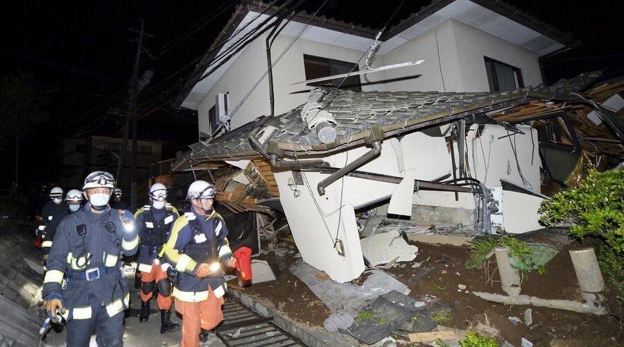 四川阿坝州发生地震，民众瞬间被惊醒的反应与后续情况关注